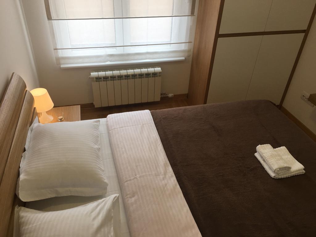 Apartment Posejdon Belgrad Exteriör bild